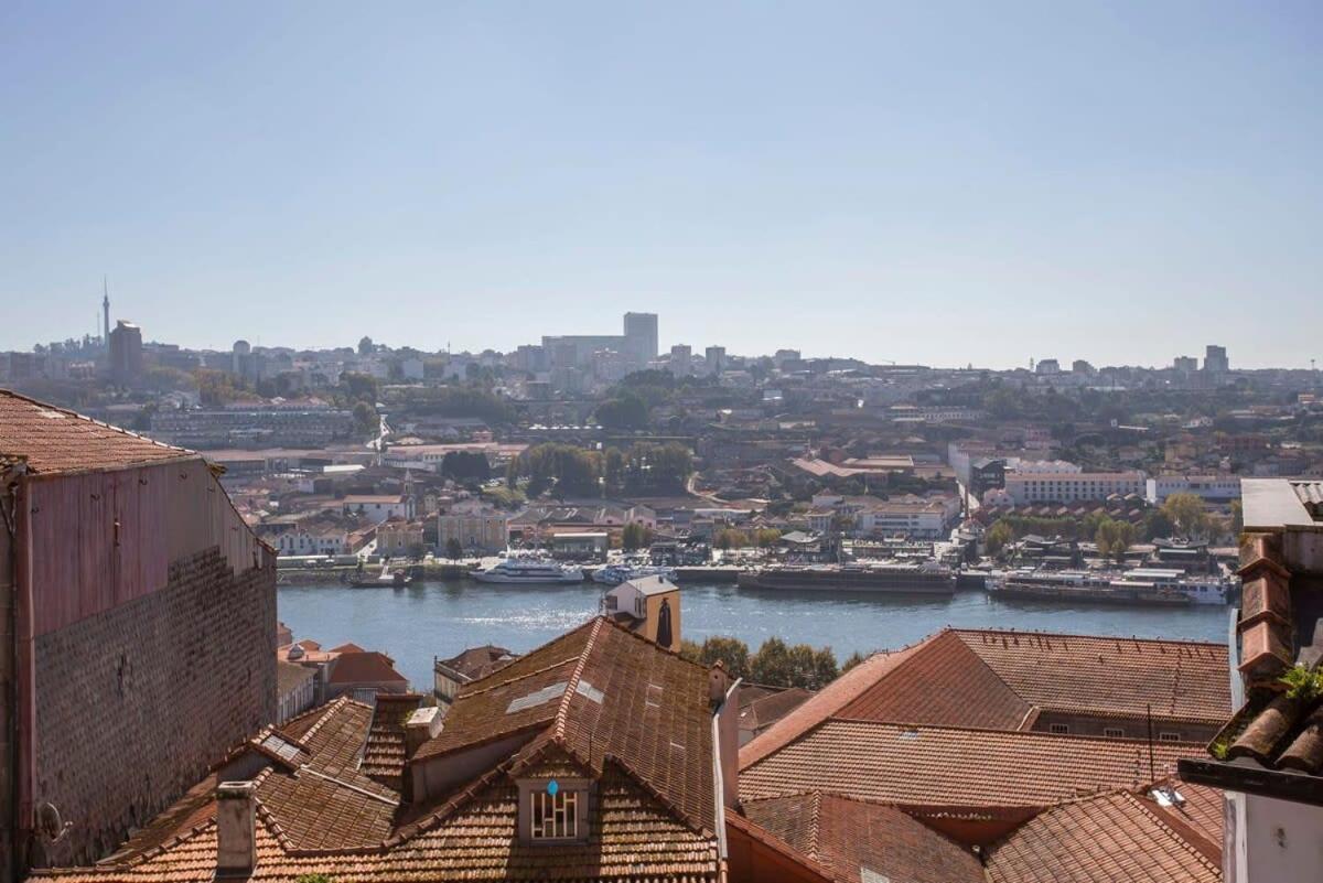 شقة Liiiving In Porto - Ribeira Vintage View المظهر الخارجي الصورة
